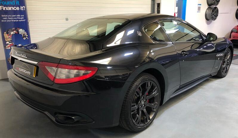 MASERATI GRANTURISMO