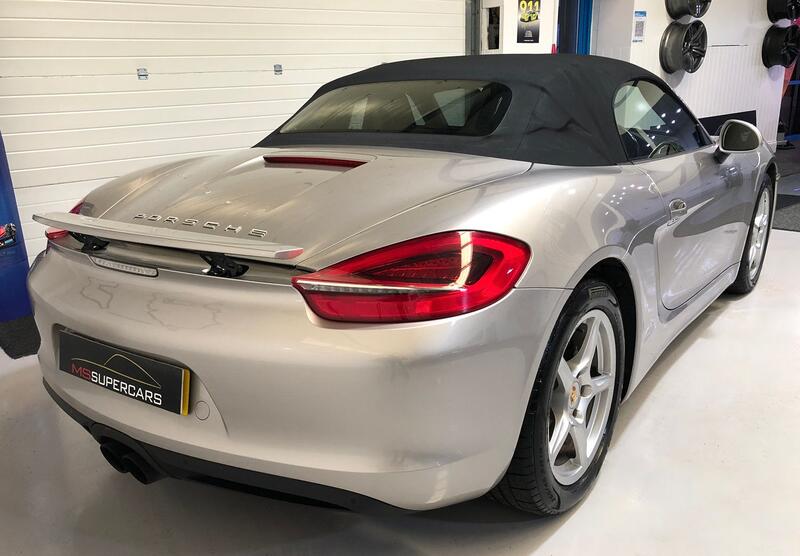 PORSCHE BOXSTER