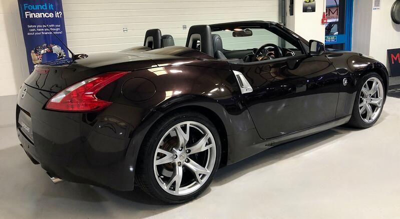 NISSAN 370Z