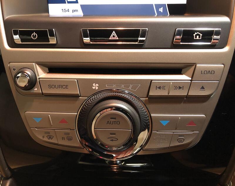JAGUAR XKR