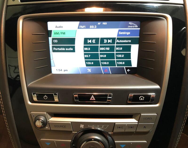 JAGUAR XKR