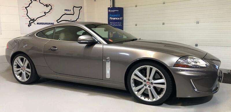 JAGUAR XKR