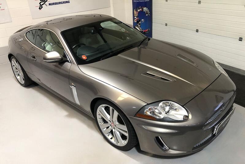 JAGUAR XKR