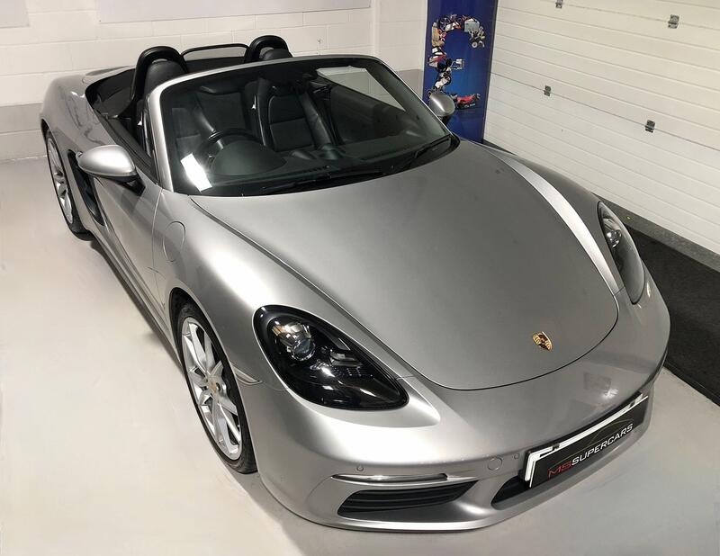PORSCHE 718