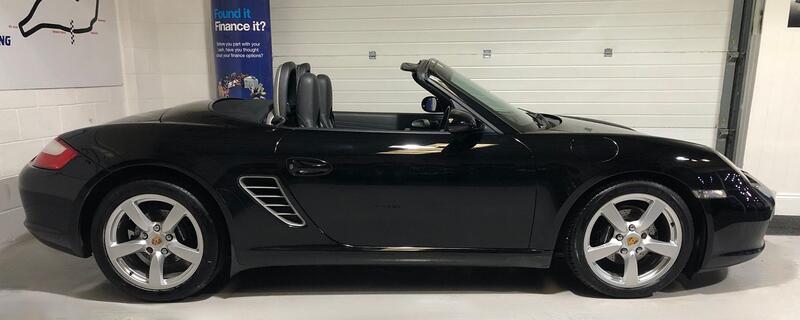 PORSCHE BOXSTER
