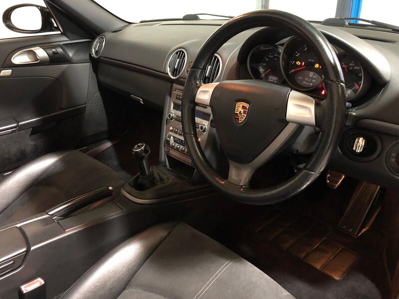 PORSCHE BOXSTER
