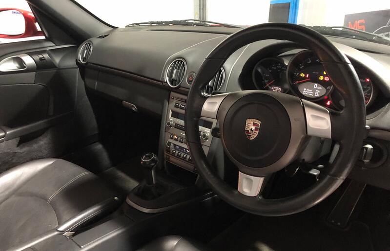 PORSCHE BOXSTER