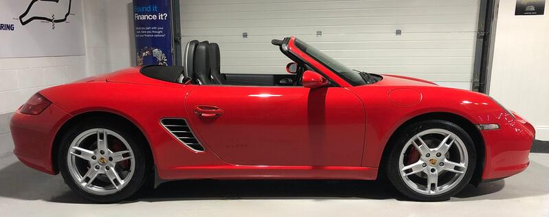 PORSCHE BOXSTER