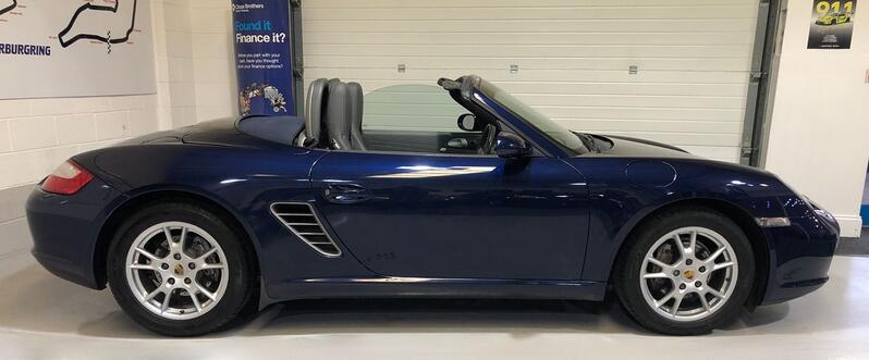 PORSCHE BOXSTER