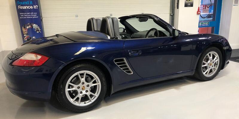 PORSCHE BOXSTER