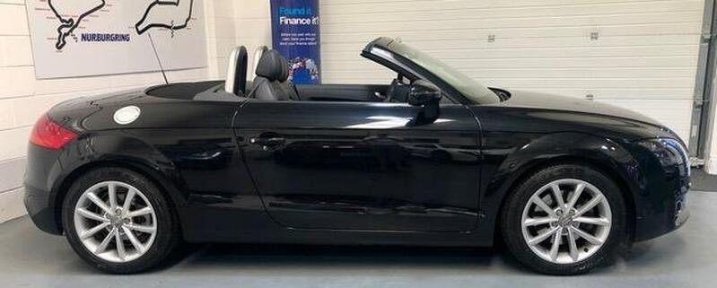 AUDI TT