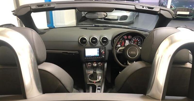 AUDI TT