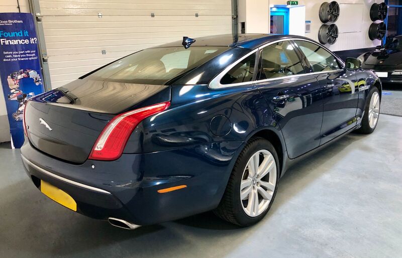 JAGUAR XJ