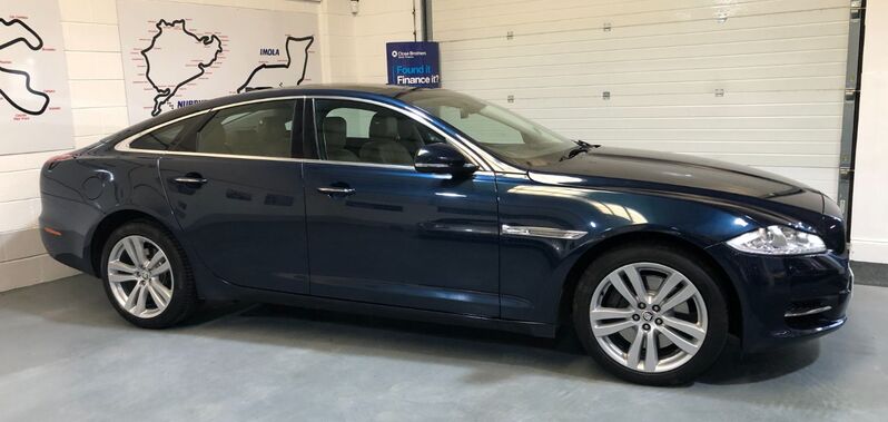 JAGUAR XJ