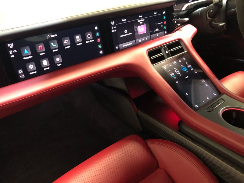 PORSCHE TAYCAN
