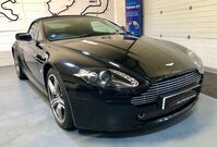 ASTON MARTIN VANTAGE