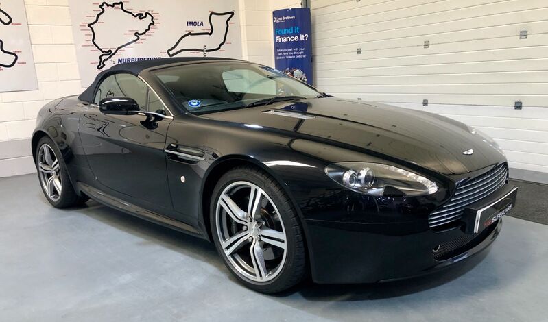 ASTON MARTIN VANTAGE