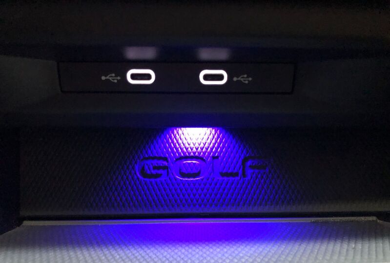 VOLKSWAGEN GOLF